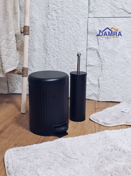 سطل 5 لتر +فرشاة حديد محزز Y13305m