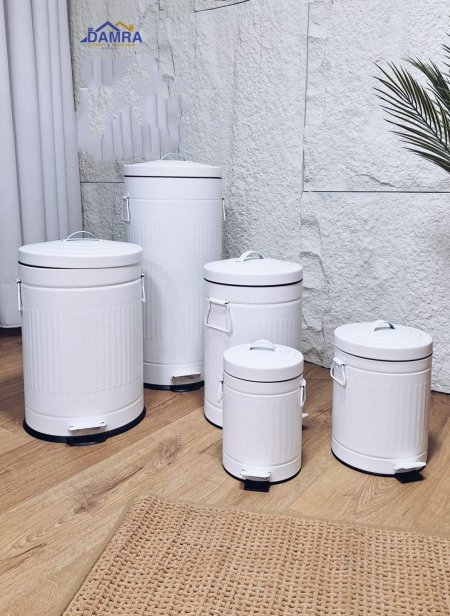 سلة قمامة حديد 20246322