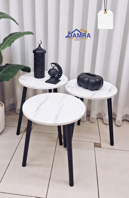 ابيض