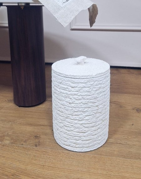 سلة قمامة ديكور 18*22 سم ويزن بغطاء Y-3092-MT